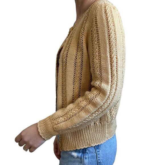 Vintage Womens Hand Knit Pastel Yellow Wool Lace Cable Dainty Cardigan Sz M - Picture 3 of 7